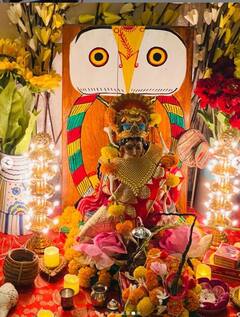 Lakshmi Puja 2021: ধনদেবীর আরাধনায় ব্যস্ত টলি তারকারা, দেখে নিন এক ঝলকে