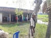 Bihar Panchayat Election: जर्जर भवन में बनाया मतदान केंद्र, कच्चे रास्ते के सहारे वोट डालने पहुंच रहे मतदाता