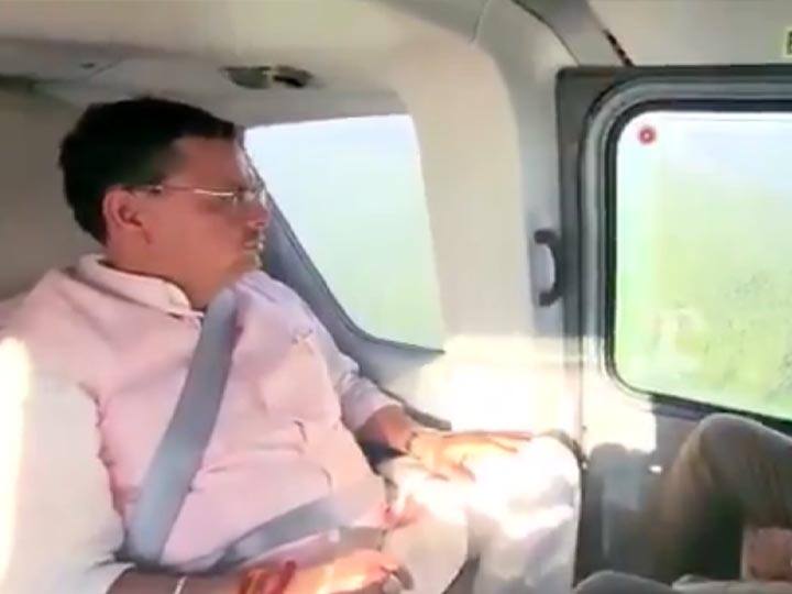 Uttarakhand Disaster CM Pushkar Singh Dhami aerial survey of flood areas Uttarakhand Disaster: सीएम धामी ने किया आपदाग्रस्त इलाकों का हवाई सर्वे, मृतकों के परिजनों को 4-4 लाख देगी सरकार