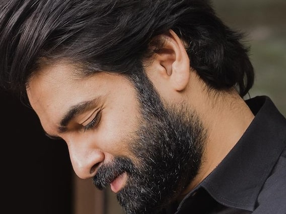 Ram Pothineni: బ్లాక్ టీ షర్ట్లో చాక్లెట్ బాయ్ రామ్.. Ram Pothineni: బ్లాక్ టీ షర్ట్లో చాక్లెట్ బాయ్ రామ్..