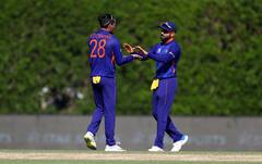 INDvsAUS Warm Up match: ரோஹித் கேப்டன், விராட் பெளலிங் - பயிற்சி ஆட்டம் க்ளிக்ஸ்