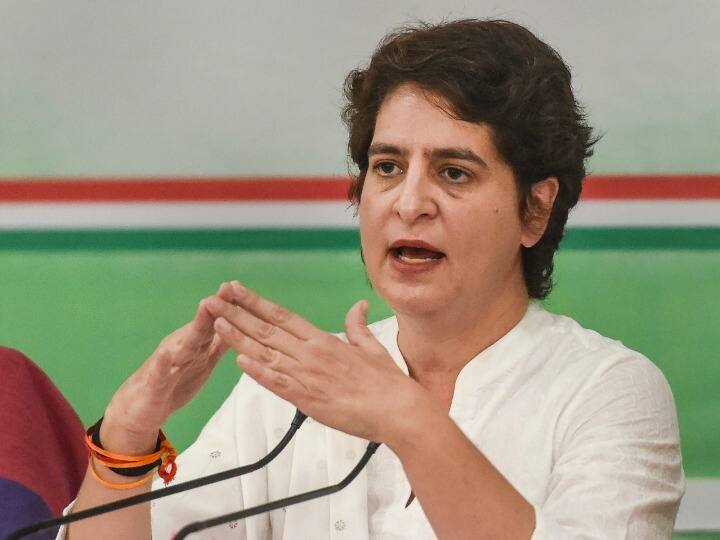 Congress will start Pratigya Yatra in UP Priyanka Gandhi will show green signal in Barabanki on 23rd october ANN UP Election 2022: यूपी में कांग्रेस की प्रतिज्ञा यात्रा का प्लान फाइनल, 23 अक्टूबर को बाराबंकी में प्रियंका गांधी दिखाएंगी हरी झंडी