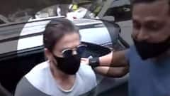 बेटे Aryan Khan से मिलने Shah Rukh Khan मंबई के आर्थर जेल पहुंचे । Khabrein Tabadtod