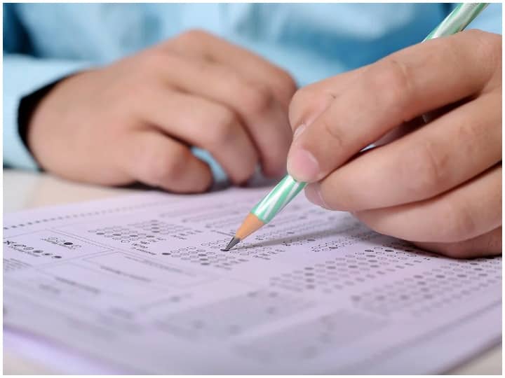 MP News Madhya Pradesh Teacher Eligibility Test 2021 dates declared MPTET pattern timings peb.mp.gov.in MPTET 2021-22: 5 मार्च को होगा मध्य प्रदेश टीचर एलिजबिलिटी टेस्ट, जानें- परीक्षा शेड्यूल से लेकर केंद्र तक पूरी जानकारी