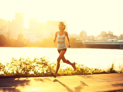 Benefits to the body from standing in the sunlight வெயிலில் நின்னா இவளோ நன்மைகளா? இனி யாரும் வெயிலை வெறுக்கமாட்டாங்க!