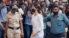 NCB: মন্নতে NCB, সংস্থার প্রশ্নের মুখে অভিনেত্রী অনন্যা পাণ্ডে | Bangla News