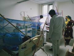 Noida: डेंगू मरीजों की बढ़ती संख्या के बाद ब्लड बैंकों में गहराया जंबो किट का संकट