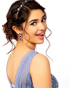 Krithi Shetty Photos: అందాల సిండ్రెల్లాలా... ఉప్పెన బేబమ్మ