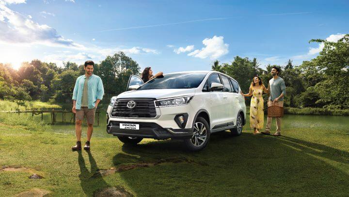 Toyota Innova Crysta Gets More Features To Rival XUV700, Limited Edition Launched Toyota Innova Crysta Gets More Features To Rival XUV700, Limited Edition Launched