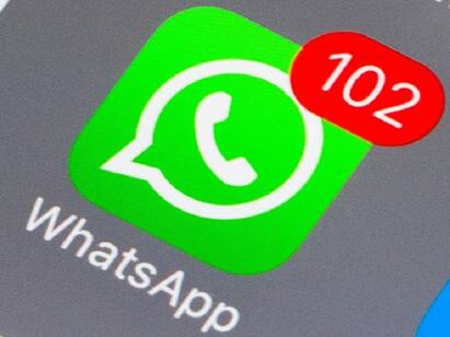 49 crores WhatsApp users phone numbers leaked Including From India Put On Sale Whatsapp Number Hacked : 49 கோடி மக்களின் போன் நம்பர்கள்.. வாட்சப்பிலிருந்து திருடப்பட்டு விற்பனை.. வெளியான அதிர்ச்சி தகவல்!
