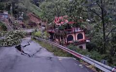 Darjeeling Landslide: ফের ধস পাহাড়ে, সমতলের সঙ্গে কালিম্পং ও সিকিমের যোগাযোগ বিচ্ছিন্ন