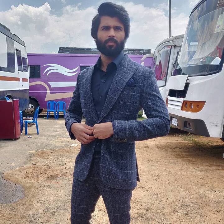 విజయ్ దేవరకొండ లేటెస్ట్ ఫోటోస్(Image Credit/Vijay Devarakonda Instagram)