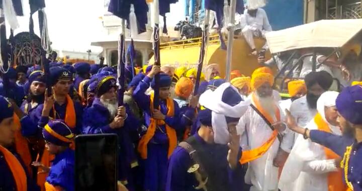 ਗੁਰੂ ਰਾਮਦਾਸ ਦੇ ਪ੍ਰਕਾਸ਼ ਦਿਹਾੜੇ ਨੂੰ ਸਮਰਪਿਤ ਸਮਰਪਿਤ ਅਕਾਲ ਤਖਤ ਤੋਂ ਨਗਰ ਕੀਰਤਨ
