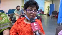 Delhi: Vaccine लगवाने के लिए लाइन में लगी छवि से मिले PM Modi, गाना सुना और आशीर्वाद दिया