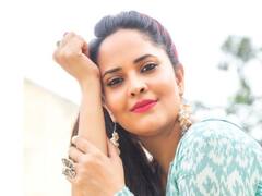 Anasuya Bharadwaj Photos: హీరోయిన్లతో పోటీ పడుతున్న రంగమ్మత్త... గ్లామర్ షోలో అస్సలు తగ్గట్లేదుగా