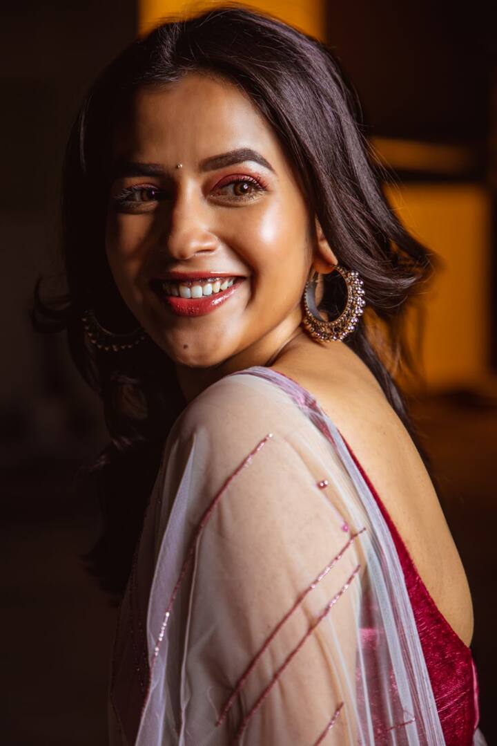 (Image credit: Instagram) త్వరలో రౌడీబాయ్స్ సినిమాలో కనిపించబోతోంది. ఇందులో అనుపమా పరమేశ్వరన్ మొదటి హీరోయిన్ కాగా, కోమలీ సెకండ్ హీరోయిన్ గా మెరవనుంది.