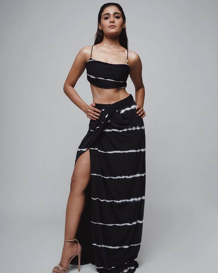 (Photo Courtesy : Instagram) 'అర్జున్ రెడ్డి' సినిమాతో టాలీవుడ్ లో హీరోయిన్ గా ఎంట్రీ ఇచ్చింది షాలిని పాండే.