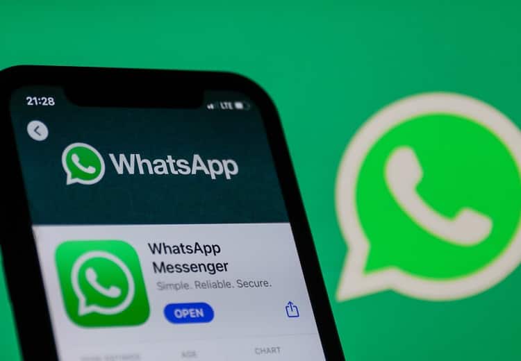 Foreign entity WhatsApp cannot challenge Indian laws Govt to HC केंद्र सरकारने WhatsApp ला सुनावलं, देशाच्या सुरक्षेविषयी तडजोड नाही