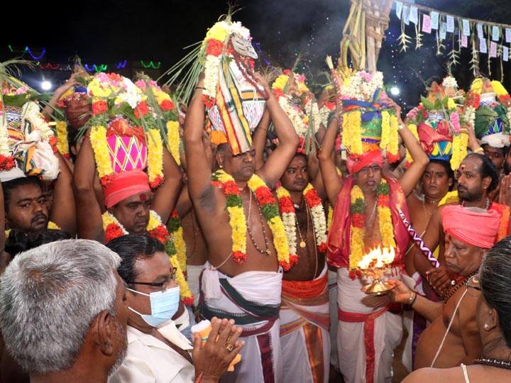 Tanjore: Yakshala Pujas begin at Thirunageswaram temple - Kudamuluku on the 24th தஞ்சை: திருநாகேஸ்வரம் கோயிலில் யாகசாலை பூஜைகள் தொடக்கம் - வரும் 24ஆம் தேதி குடமுழுக்கு