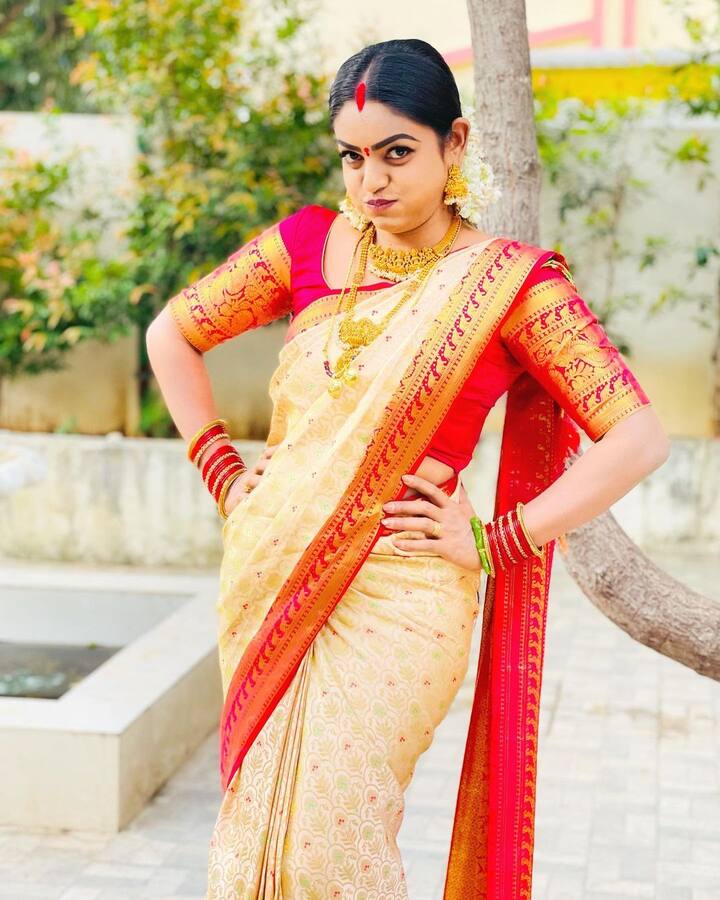 కార్తీక దీపం నటి ప్రేమి విశ్వానాథ్ లేటెస్ట్ ఫోటోలు (Image Credit/ Premi Viswanath Instagram)