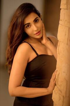 Actress Parvati Nair | கருப்பு உடையில் கலக்கல் போஸ்.. பார்வதி நாயரின் லேட்டஸ்ட் போட்டோஸ்!