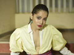 Urfi Javed: ఒక నిర్మాత అందరి ముందు నా దుస్తులు చించేసింది... ఆ క్షణం చనిపోవాలనిపించింది