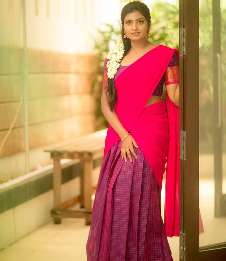 మిఠాయి కొట్టు చిట్టెమ్మ నటి నక్షత్ర శ్రీనివాస్ లేటెస్ట్ ఫోటోలు(Image Credit/Nakshtra Srinivas Instagram)