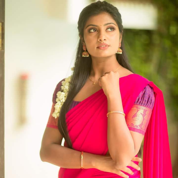 నక్షత్ర శ్రీనివాస్ తమిళంలో 'శివగామి' 'మాయ' సీరియల్స్  కూడా నటించింది.(Image Credit/Nakshtra Srinivas Instagram)