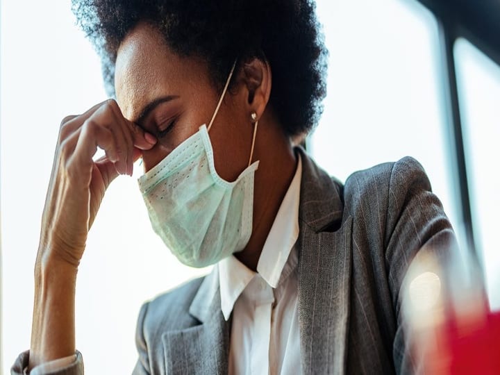 is face mask cause for head ache? முக கவசம் அணிவதால் தலை வலி வருமா? அதற்கு தீர்வும் உண்டு!