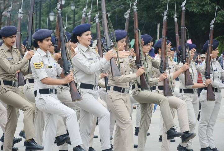 Rajasthan Police Constable Recruitment 2021: Class 10 Pass Out Candidates Can Apply Rajasthan Police Constable Recruitment: राजस्थान पुलिस में बंपर वैकेंसी, 3 दिसंबर से पहले करें अप्लाई