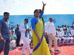 YS Sharmila: అర్హులకు రేషన్ కార్డుల్లేవ్. నిరుద్యోగులకు ఉద్యోగాల్లేవ్.. తెలంగాణ సర్కార్‌పై షర్మిల విమర్శలు