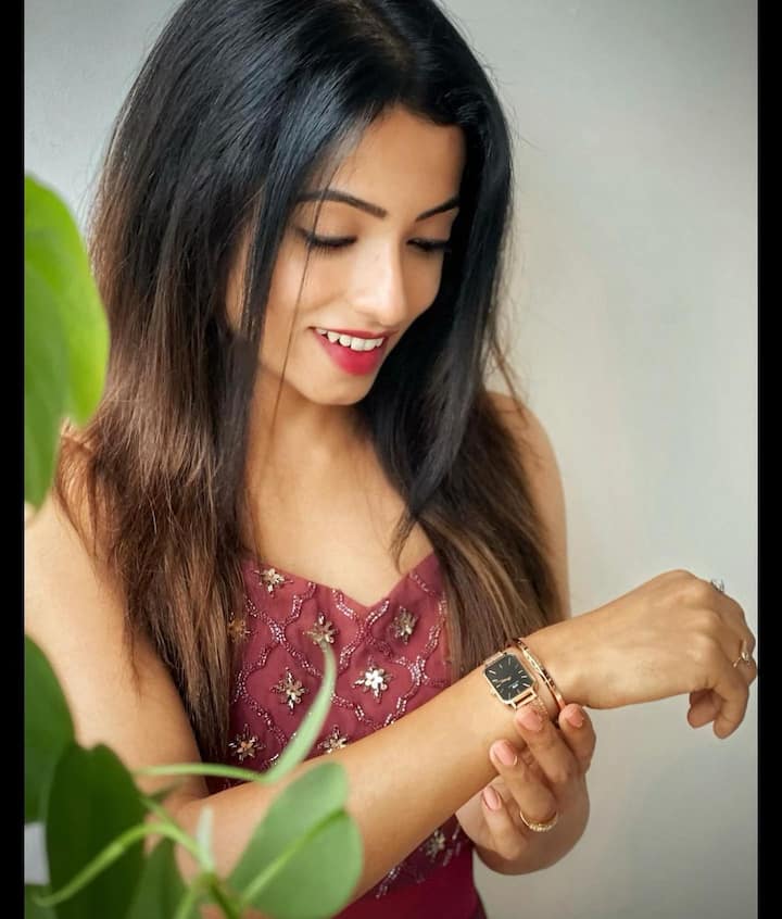 (Image credit: Instagram) బిగ్ బాస్ 6 సీజన్ లో మాత్రం నవ్యస్వామిని కచ్చితంగా చూస్తామని ఆశిస్తున్నారు ప్రేక్షకులు. లేదా సీజన్ 5లో వైల్డ్ కార్డ్ ఎంట్రీ ద్వారా అయిన ఆమెను హౌస్ లో చూడొచ్చని వెయిట్ చేస్తున్నారు.