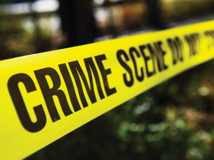 Police detain two people in the connection of murder of a woman in Jalaun ANN अवैध संबंध ना बनाने पर जेठ ने विधवा महिला को उतारा मौत के घाट, हिरासत में आरोपी
