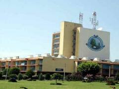 KU UG Exam 2021: कश्मीर यूनिवर्सिटी ने आज होने वाली सभी UG परीक्षाएं स्थगित की, ये है बड़ी वजह