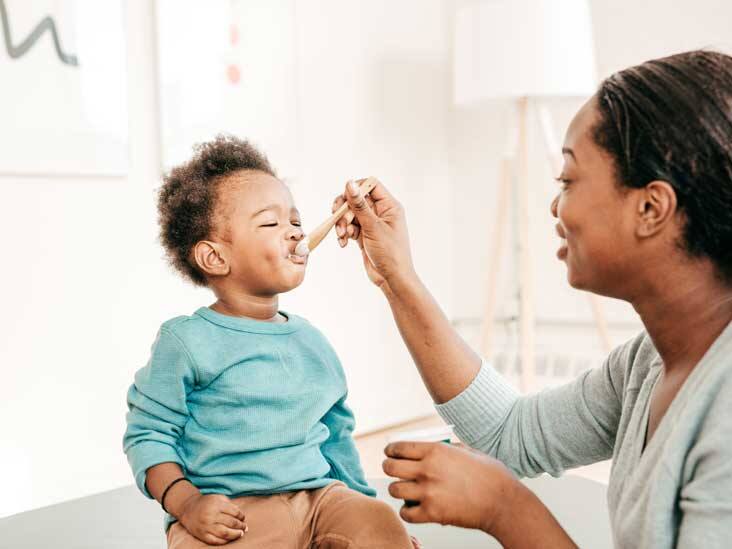 How To Boost Kids Immunity In Winter Prevent From Cold And Cough And Home Remedies For Babies Winter Kids Health: छोटे बच्चों को कड़काती ठंड से बचाएं, अपनाएं ये आसान तरीके