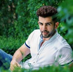 Bigg Boss 15: Tejasswi Prakash से लेकर Karan Kundrra तक, यहां जानिए 'बिग बॉस 15' कंटेस्टेंट्स का एजुकेशनल क्वालिफिकेशन