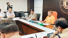 UP में बड़ा प्रशासनिक फेरबदल! DM, SP, SSP समेत PCS अधिकारियों के तबादले