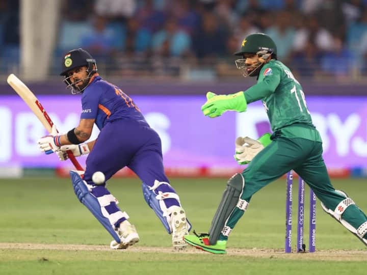 IND vs PAK T20 1st Inning Highlights India vs Pakistan T20 World Cup 2021 Cricket Match Score Ind vs Pak, T20 WC 1st Innings: Captain's Knock From Virat Kohli Propels India To 151/7 Vs Pakistan