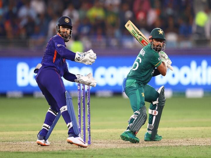 ICC T20 WC 2021: Pakistan won the match by 10 wickets against India match 16 at Dubai International Stadium IND vs PAK, Match Highlights: வரலாறு படைத்தது பாகிஸ்தான் : 10 விக்கெட் வித்தியாசத்தில் இந்தியாவை வீழ்த்தி சாதனை