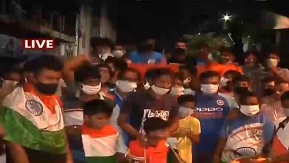 India Vs Pakistan T20 WC: আর মাত্র কিছুক্ষণ, ভারত-পাক মহারণের আগে উল্টোডাঙায় উল্লাস | Bangla News