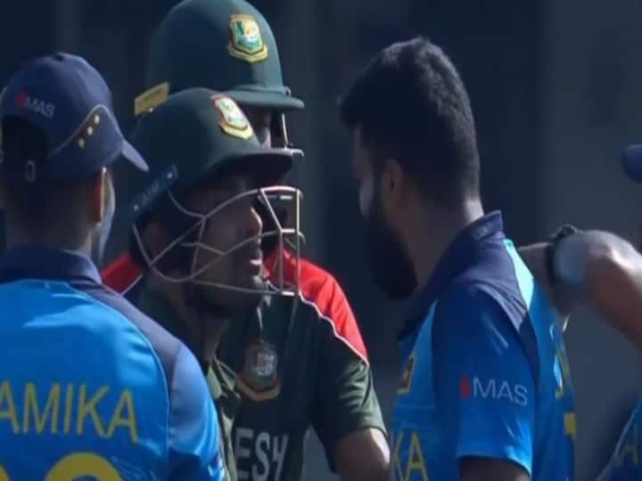 t20 world cup bangladesh vs srilanka match liton das vs lahiru kumara fight video viral Ban vs SL: आउट होने के बाद श्रीलंकाई गेंदबाज से भिड़ा बांग्लादेश का बल्लेबाज, बैट उठाकर दी 'धमकी'