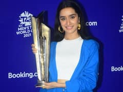 भारत-पाक मैच को लेकर जोश में श्रद्धा कपूर, मिस्ट्री स्पिनर वरुण चक्रवर्ती से हैं काफी उम्मीदें