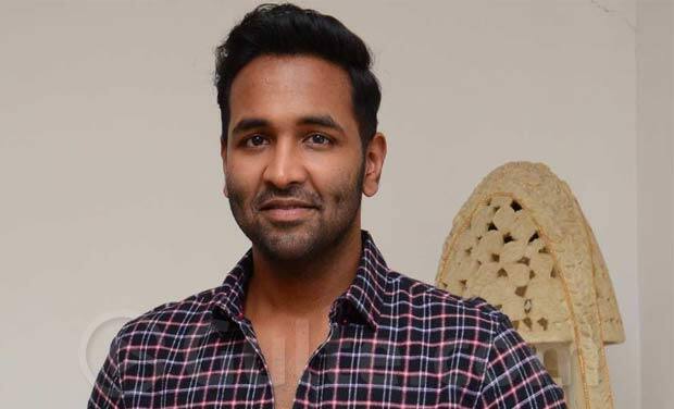 Manchu Vishnu: హీరోయిన్లపై అభ్యంతరకర వీడియోలు.. ఊరుకునేదే లేదంటున్న హీరో.. Manchu Vishnu Strong Warning to Youtube Channels Manchu Vishnu: హీరోయిన్లపై అభ్యంతరకర వీడియోలు.. ఊరుకునేదే లేదంటున్న హీరో..