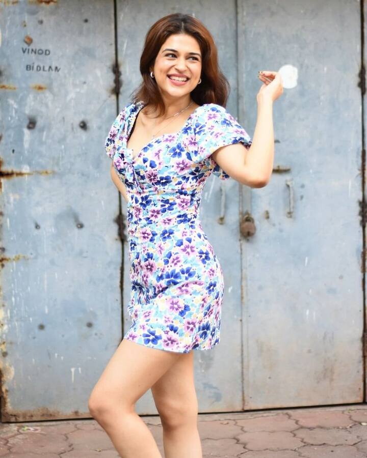 (Photo Courtesy : Instagram) ఆ తరువాత బాలీవుడ్ లో, బెంగాలీలో కొన్ని సినిమాలు చేసింది కానీ ఏవీ వర్కవుట్ కాలేదు.