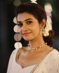 Actress priyabhavani shankar | ஓ மணப்பெண்ணே... பிரியா பவானி சங்கரின் அசத்தல் க்ளிக்ஸ்!