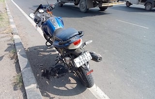 Bharuch : NH 48 પર બે બાઇકને અજાણ્યા વાહને લીધા અડફેટે, બંનેના મોતથી અરેરાટી