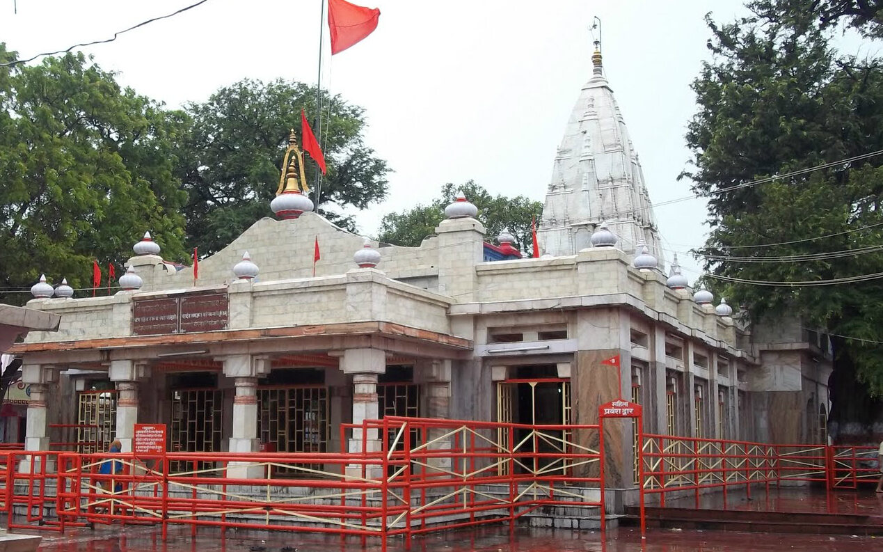 Know about the 10 most beautiful temples of Bihar, Mahabodhi Temple ...