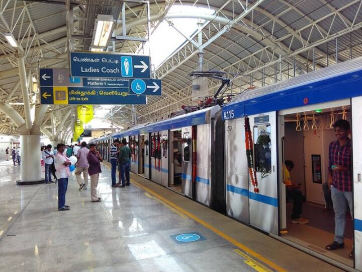 Diwali 2021: Delhi Metro आज ग्रीन लाइन पर 9 बजे तक तो अन्य लाइन पर इतने बजे तक ही मिलेगी, जानिए नई टाइमिंग Diwali 2021: Delhi Metro आज ग्रीन लाइन पर 9 बजे तक तो अन्य लाइन पर इतने बजे तक ही मिलेगी, जानिए नई टाइमिंग