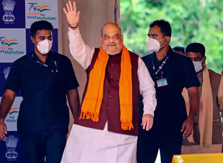 amit shah says farooq abdullah has suggested me to speak with pakistan but i will speak to the jammu kashmir youth  Amit Shah J&K Visit:ફારુક અબ્દુલ્લાએ પાક સાથે વાતચીત કરવાનું કહ્યું હતું, હું ઘાટીના યુવાનો સાથે વાત કરીશ- અમિત શાહ