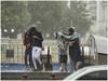 Delhi Weather Update: दिल्ली में पिछले 24 घंटे में हुई 28 मिलीमीटर बारिश, जानें कैसा रहेगा मौसम